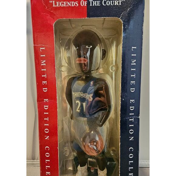 Kevin Garnett Bobblehead - Timberwolves - Forever LE - Legends of the Court -NIB - Picture 3 of 11